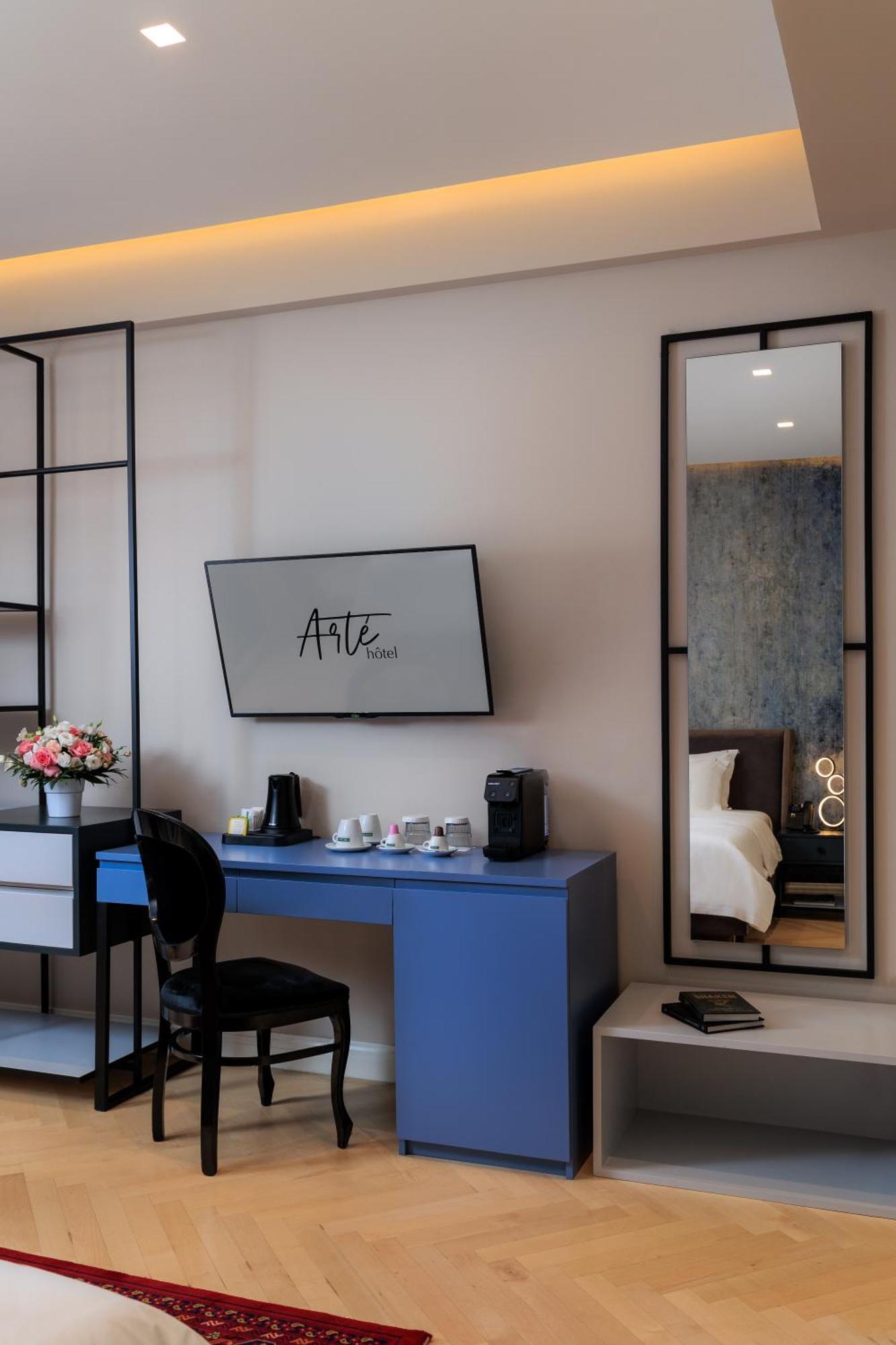 Arte Boutique Hotel Tiranë Ngoại thất bức ảnh