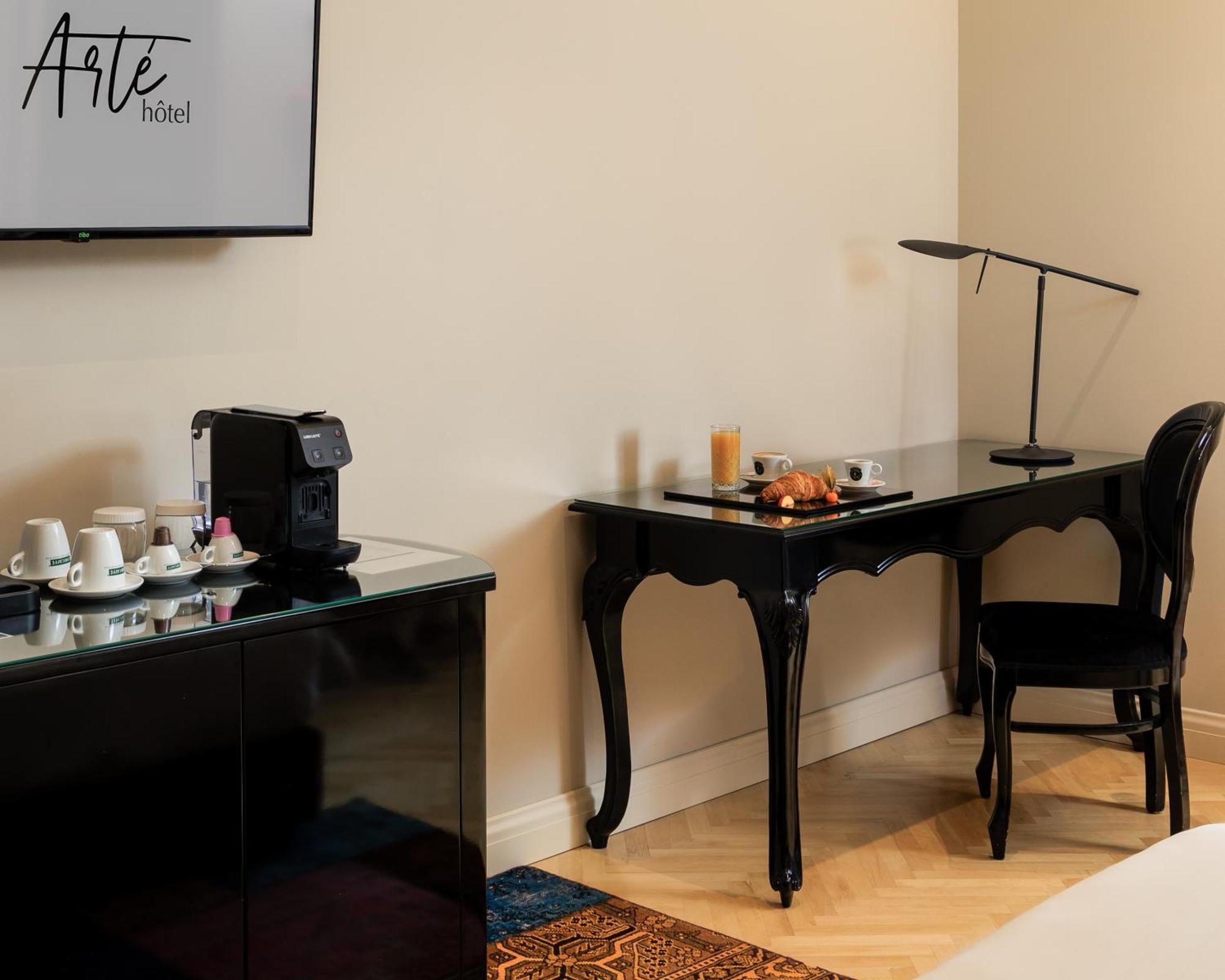 Arte Boutique Hotel Tiranë Ngoại thất bức ảnh