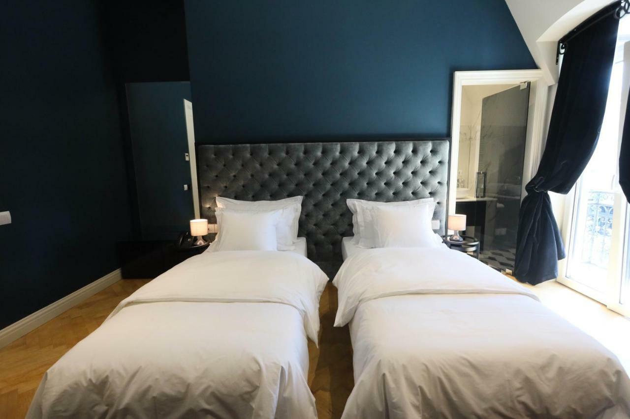 Arte Boutique Hotel Tiranë Ngoại thất bức ảnh